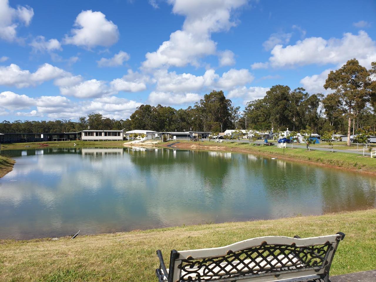 Australian Motor Home Tourist Park Twelve Mile Creek Karuah Экстерьер фото